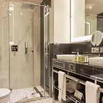 Doubletree By Hilton Hotel