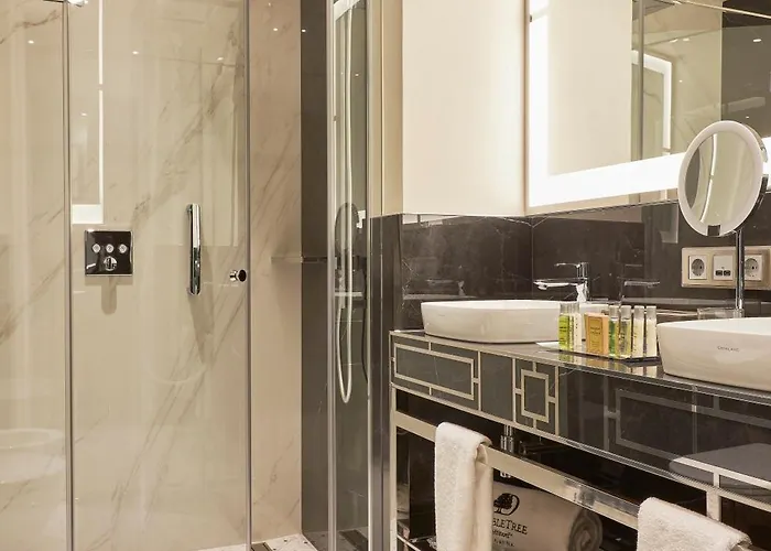 Doubletree By Hilton 酒店