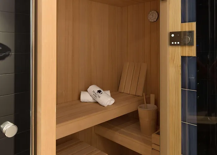 Doubletree By Hilton Hotel